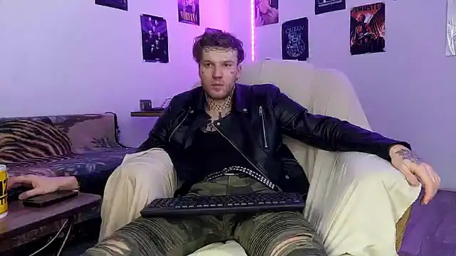 Huntall77 online show from 01.05.26