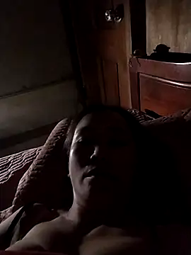 Feeling-hot online show from 11.13.25