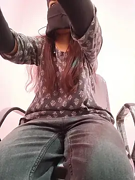 Iamyourdarling online show from 11.20.25