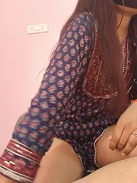 Iamyourdarling online show from 11.22.25