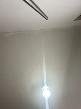 Amira Malia online show from 12.13.25