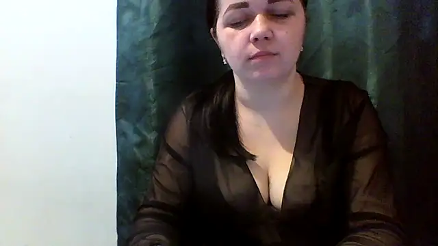 Snapshot of Vitalina282128 chatting on 02.22.26 Vitalina282128 online show from 02.22.26