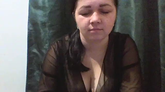 Snapshot of Vitalina282128 chatting on 02.23.26 Vitalina282128 online show from 02.23.26
