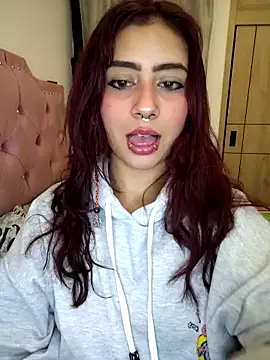 Sarah Lark- online show from 12.20.25