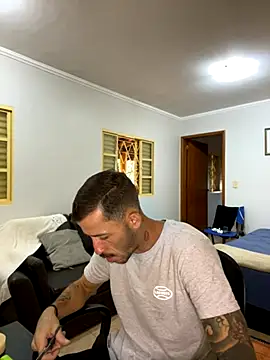 Lucasjandre online show from 12.04.25