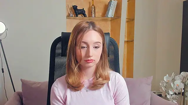 ReinaHenslin online show from 11.11.25