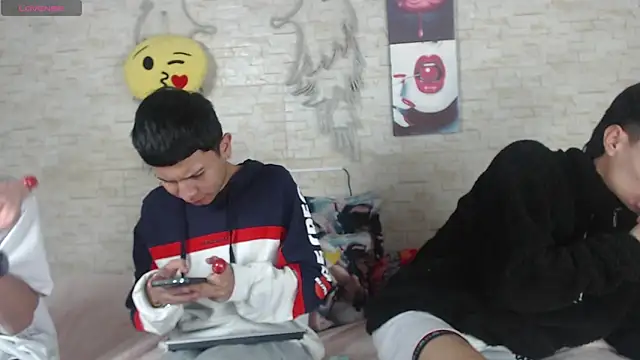 axel milo kairo and noa online show from 11.25.25