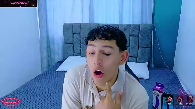 Snapshot of FelipeGonzalezz chatting on 01.08.26 FelipeGonzalezz online show from 01.08.26