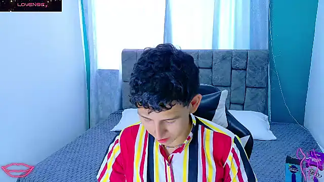 Snapshot of FelipeGonzalezz chatting on 01.10.26 FelipeGonzalezz online show from 01.10.26