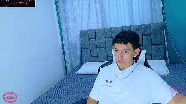 Snapshot of FelipeGonzalezz chatting on 01.12.26 FelipeGonzalezz online show from 01.12.26