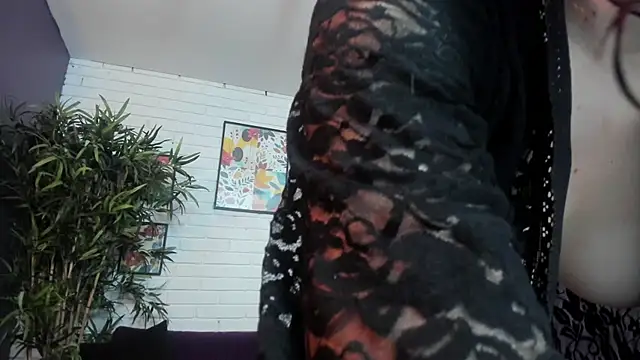 Velvet Dreamss online show from 11.20.25