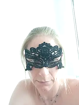 Snapshot of MelleEloa chatting on 05.02.26 MelleEloa online show from 05.02.26