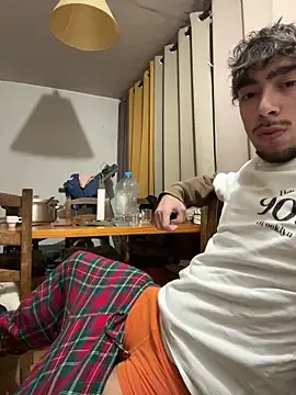 Snapshot of Thisispikachu chatting on 01.14.26 Thisispikachu online show from 01.14.26