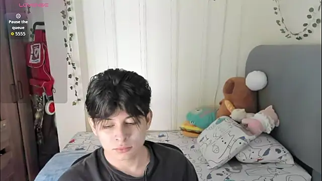 Snapshot of Felix_kitty chatting on 02.17.26 Felix kitty online show from 02.17.26