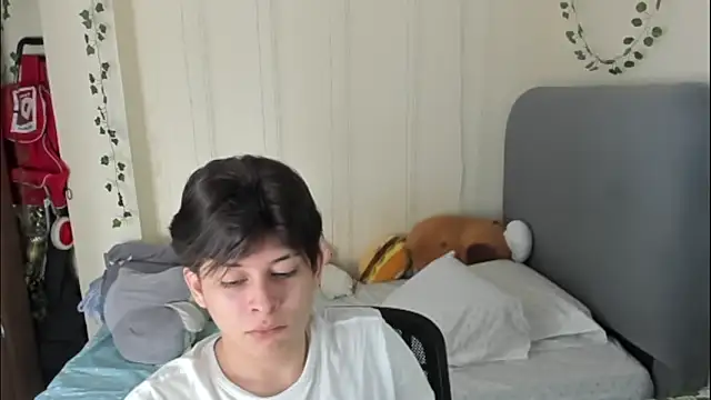 Snapshot of Felix_kitty chatting on 02.24.26 Felix kitty online show from 02.24.26