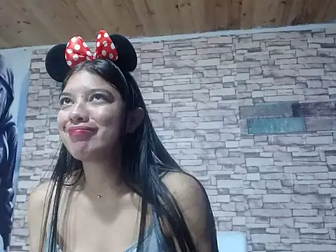 emysquirt online show from 11.29.25