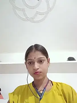 Snapshot of Mohnicute chatting on 06.24.26 Mohnicute online show from 06.24.26