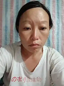 Snapshot of girl-hot2x chatting on 07.21.26 girl-hot2x online show from 07.21.26