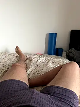 Snapshot of tinydock chatting on 11.12.25 tinydock online show from 11.12.25