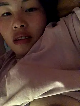 Snapshot of luna-sexxy chatting on 11.24.25 luna-sexxy online show from 11.24.25