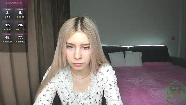 Snapshot of Olivia1Taylor1 chatting on 02.13.26 Olivia1Taylor1 online show from 02.13.26