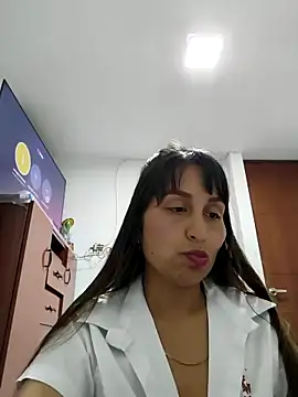 IsabellaaSwann online show from 11.21.25