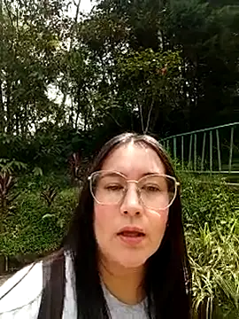 Snapshot of SaloGray8 chatting on 06.25.26 SaloGray8 online show from 06.25.26