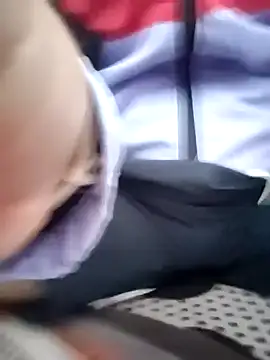 Snapshot of sexyarsh000 chatting on 11.14.25 sexyarsh000 online show from 11.14.25