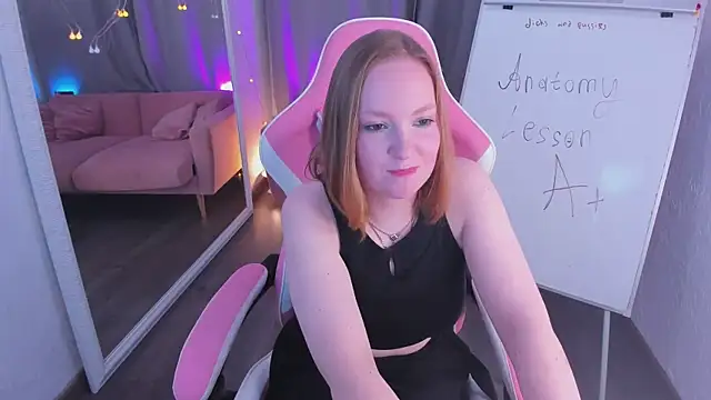 Elizabeth Walson online show from 11.16.25