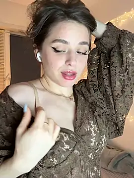 Snapshot of yoyogirlx chatting on 02.20.26 yoyogirlx online show from 02.20.26