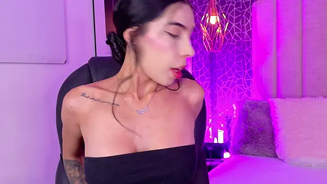 IrisDeLaVega  online show from 03.19.26