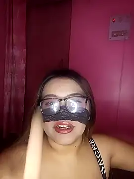 Bunnybush37 online show from 02.09.26