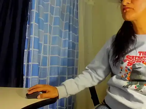 Tiff Dirty69 online show from 11.28.25