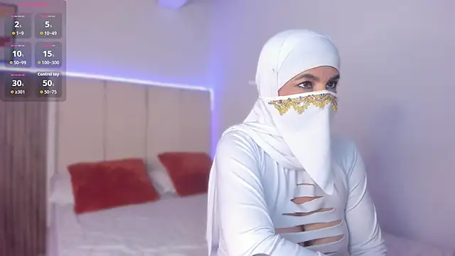 Hannaa Dolly online show from 12.02.25