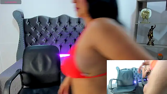 Ruby Rousee online show from 11.13.25