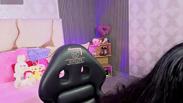 Joselyn tay online show from 04.15.26