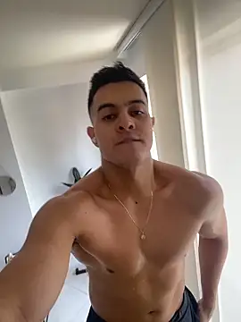 Mason bennet online show from 04.15.26