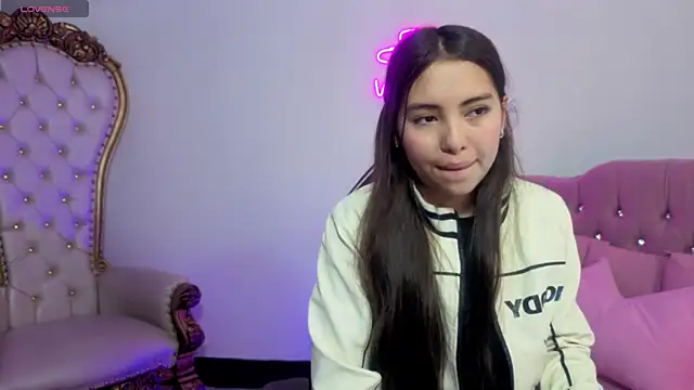 Snapshot of ISABELA_TAY chatting on 05.20.26 ISABELA TAY online show from 05.20.26