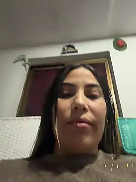 Snapshot of Anna_Bitch_Disgusting chatting on 04.05.26 Anna Bitch Disgusting online show from 04.05.26