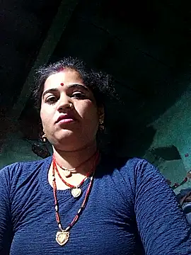 Snapshot of Hot_kamla chatting on 04.23.26 Hot kamla online show from 04.23.26