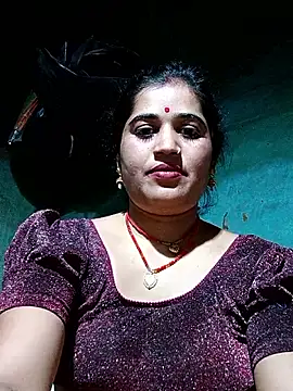 Snapshot of Hot_kamla chatting on 04.24.26 Hot kamla online show from 04.24.26