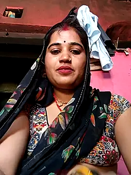 Snapshot of Hot_kamla chatting on 04.28.26 Hot kamla online show from 04.28.26