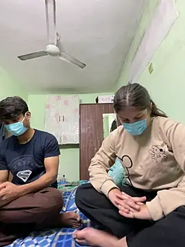 Cute hotzara online show from 12.18.25