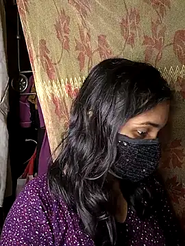 Jhunaki007 online show from 11.12.25