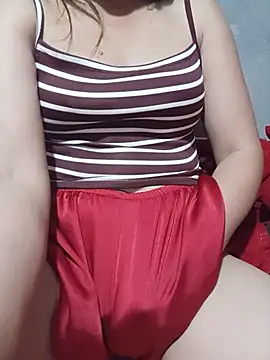 Snapshot of Lyly_sexyy chatting on 08.05.26 Lyly sexyy online show from 08.05.26
