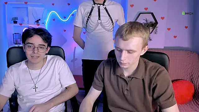 Snapshot of rafael_bien chatting on 02.14.26 rafael bien online show from 02.14.26