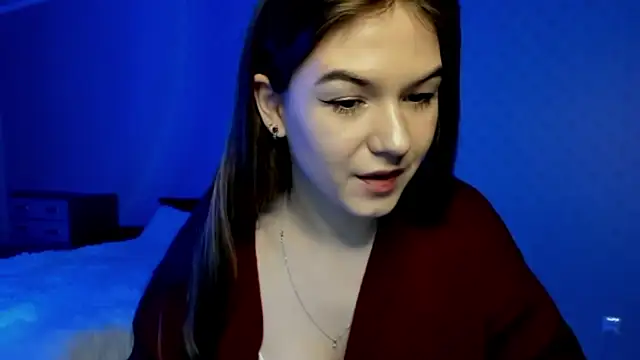 Snapshot of luna_lust_212 chatting on 11.15.25 luna lust 212 online show from 11.15.25