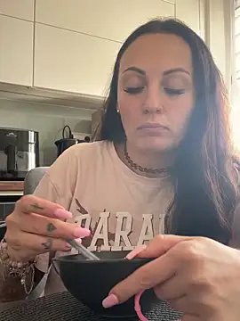 LolaSweetButPsycho7 online show from 03.25.26