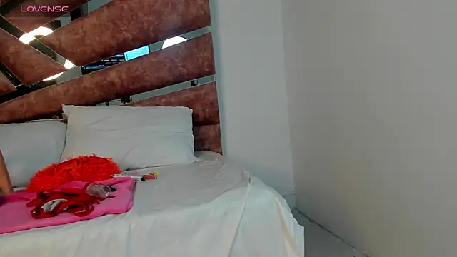 Ashley  0 online show from 01.16.26