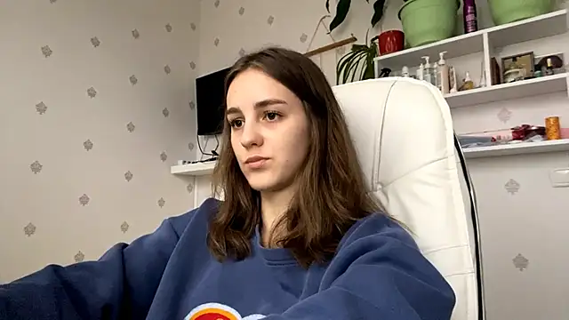 SweetieKatie online show from 11.21.25